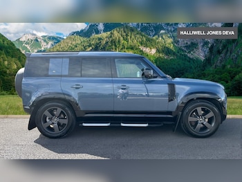 Used Land Rover Defender 110 2022 for sale - 78034347: Photo