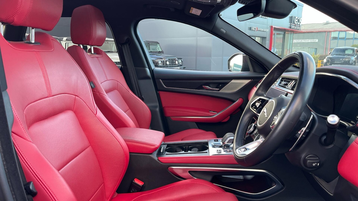 Used Jaguar F-Pace 2022 for sale - 77015226: Photo 11