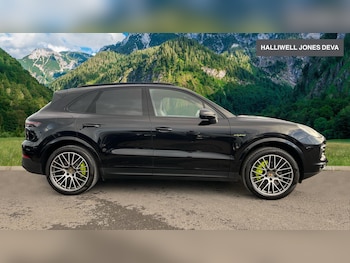 Used Porsche Cayenne 2022 for sale - 78046716: Photo