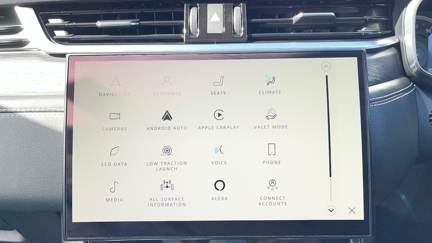 Used Jaguar F-Pace 2022 for sale - 78071885: Photo 8