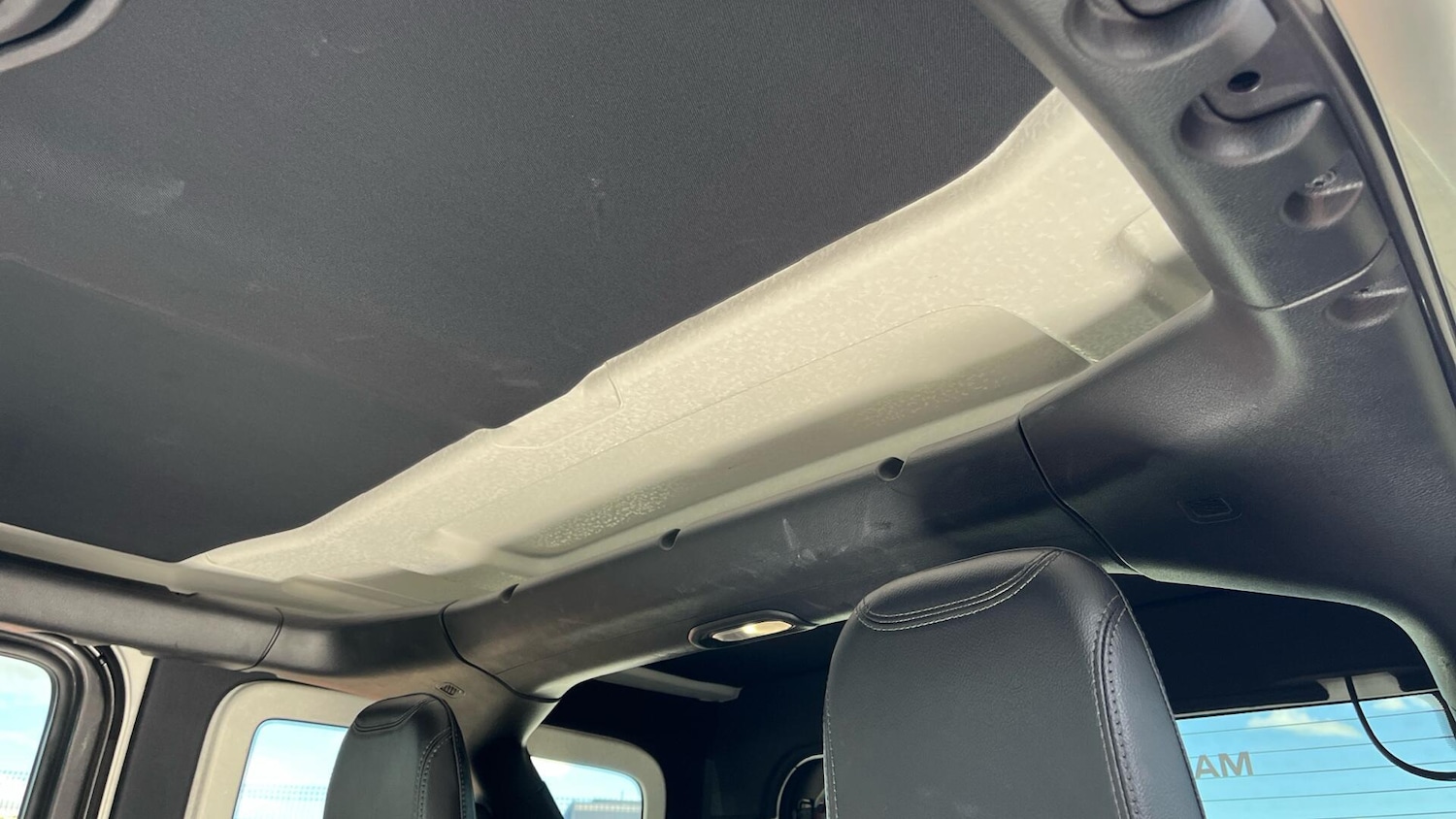 Used Jeep Wrangler 2019 for sale - 76780604: Photo 36