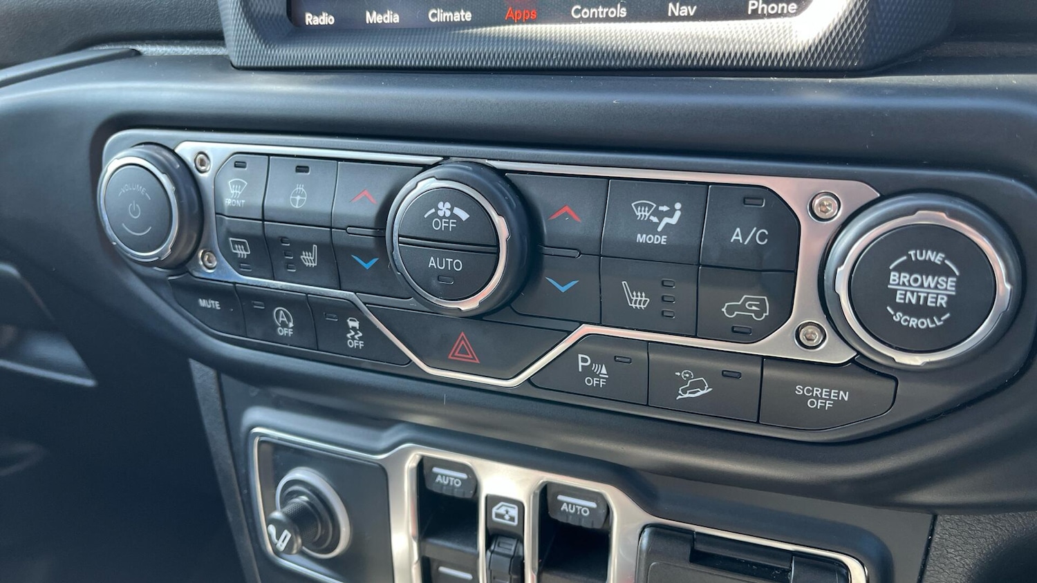 Used Jeep Wrangler 2019 for sale - 76780604: Photo 52