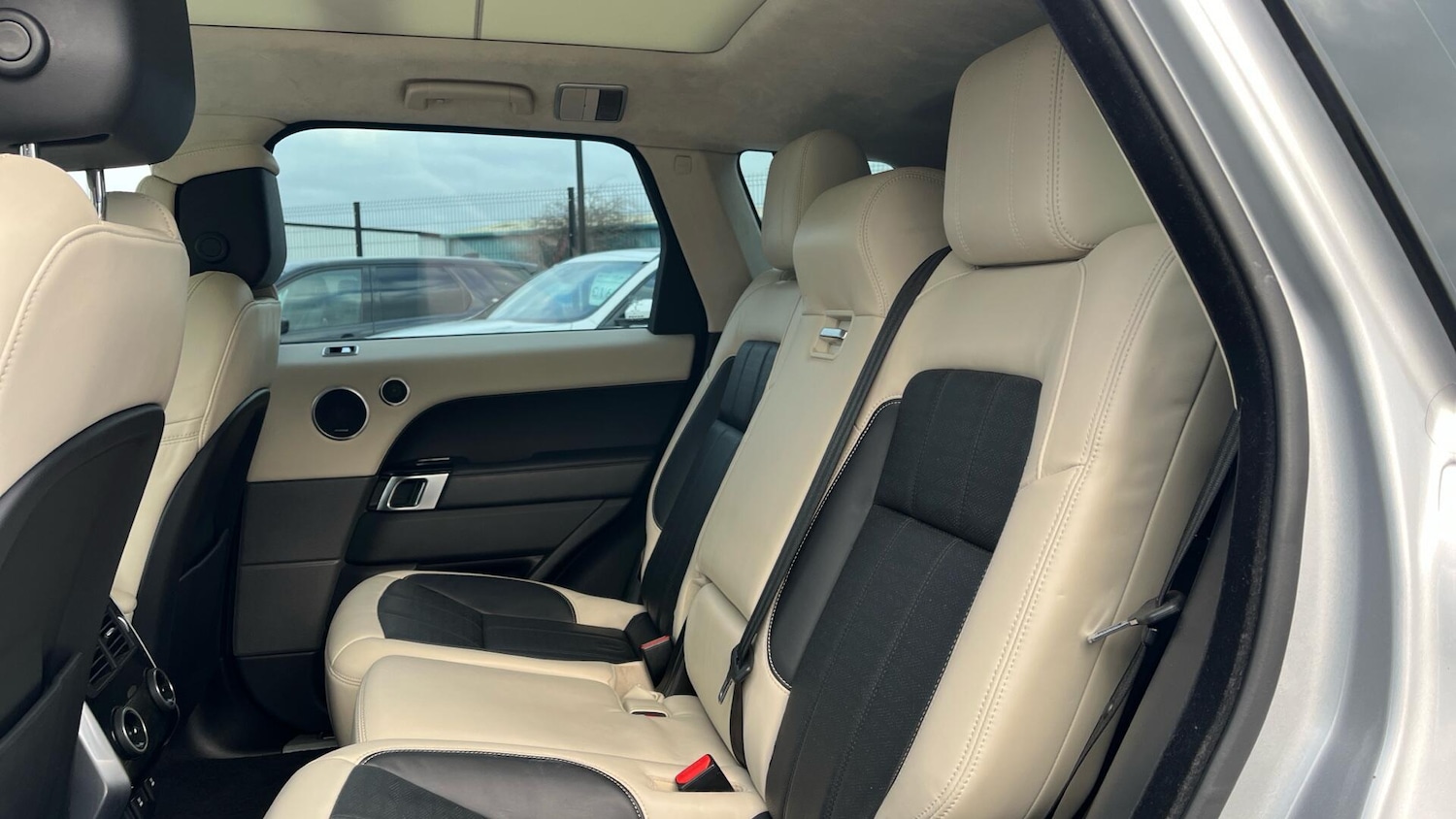 Used Land Rover Range Rover Sport for sale - 77704800: Photo 12