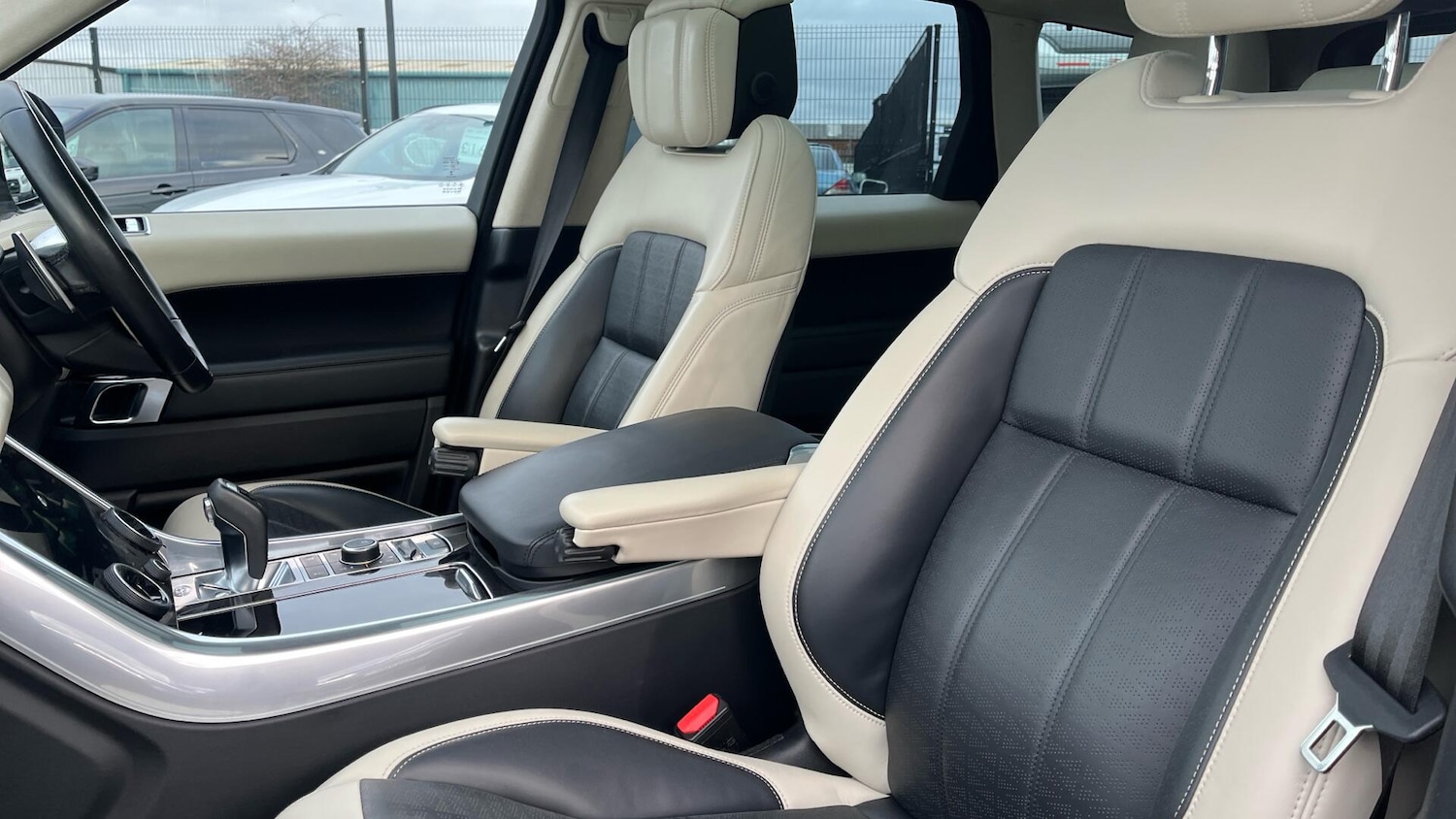 Used Land Rover Range Rover Sport for sale - 77704800: Photo 35