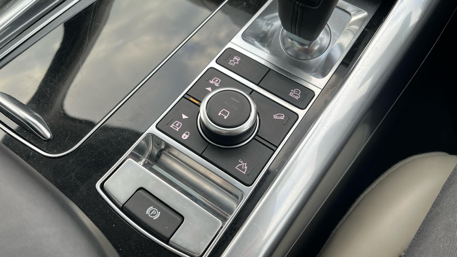 Used Land Rover Range Rover Sport for sale - 77704800: Photo 46