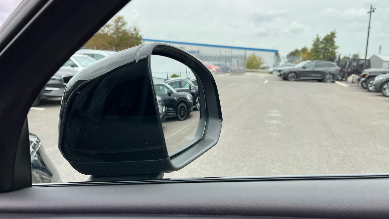 Used Volvo XC40 2021 for sale - 76781453: Photo 20