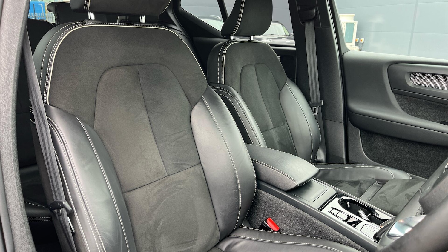 Used Volvo XC40 2021 for sale - 76781453: Photo 30