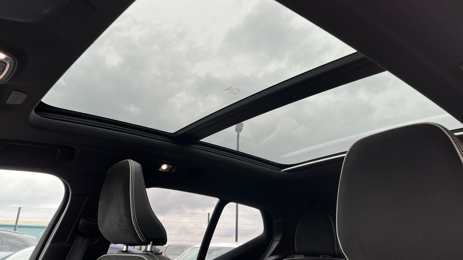 Used Volvo XC40 2021 for sale - 76781453: Photo 33