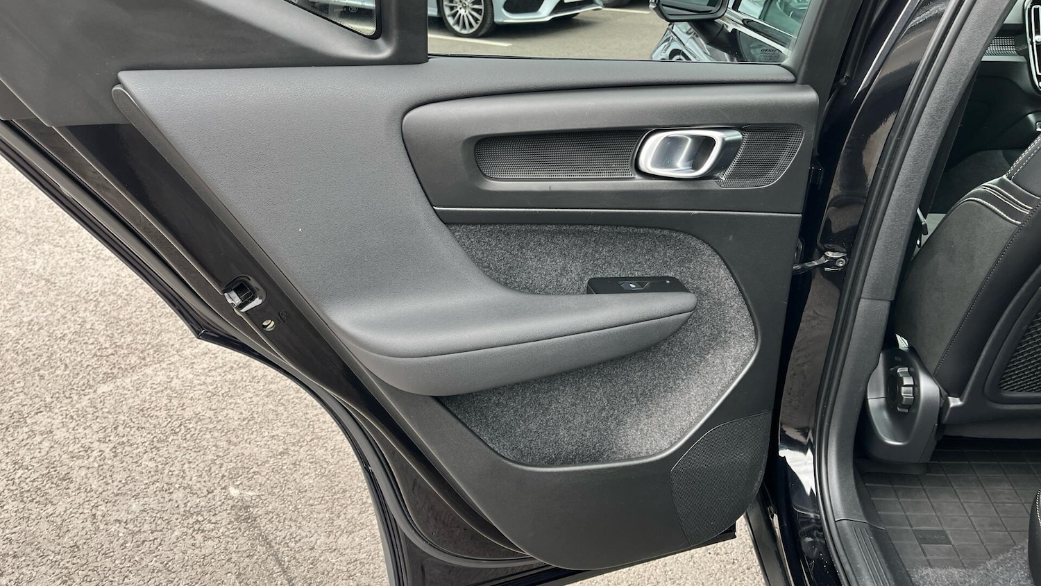 Used Volvo XC40 2021 for sale - 76781453: Photo 35