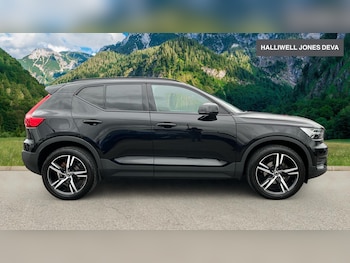 Used Volvo XC40 2021 for sale - 76781453: Photo