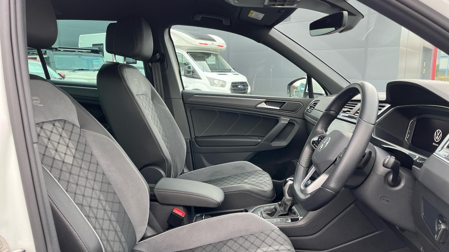 Used Volkswagen Tiguan 2022 for sale - 76781600: Photo 11