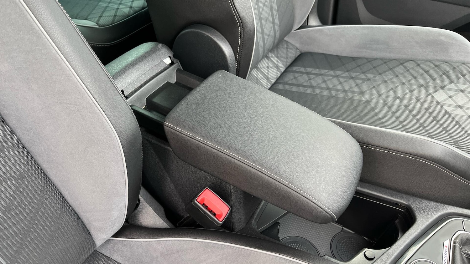 Used Volkswagen Tiguan 2022 for sale - 76781600: Photo 19