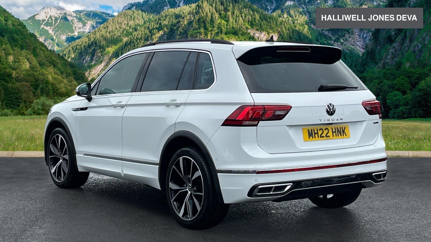 Used Volkswagen Tiguan 2022 for sale - 76781600: Photo 2