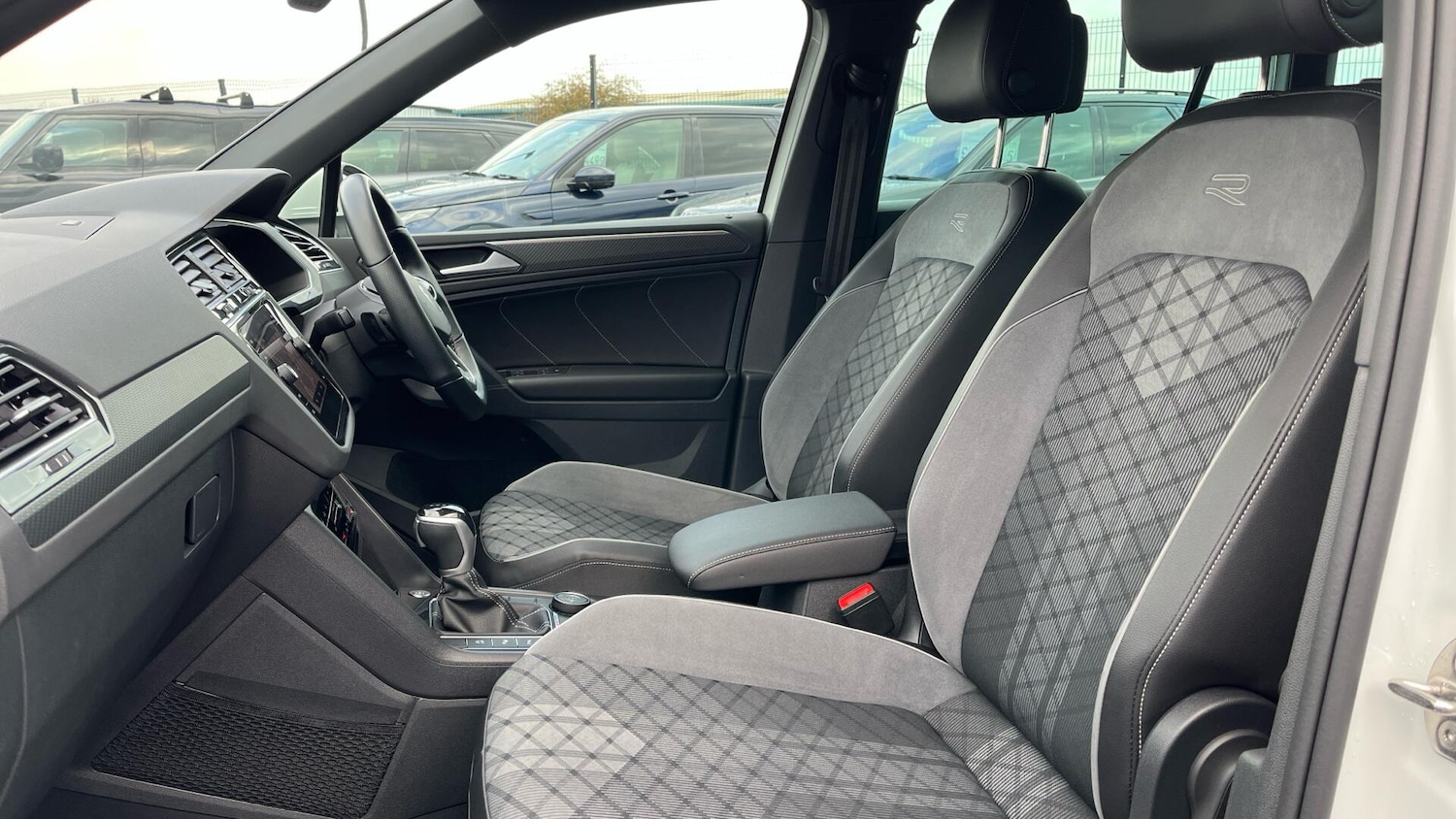 Used Volkswagen Tiguan 2022 for sale - 76781600: Photo 23