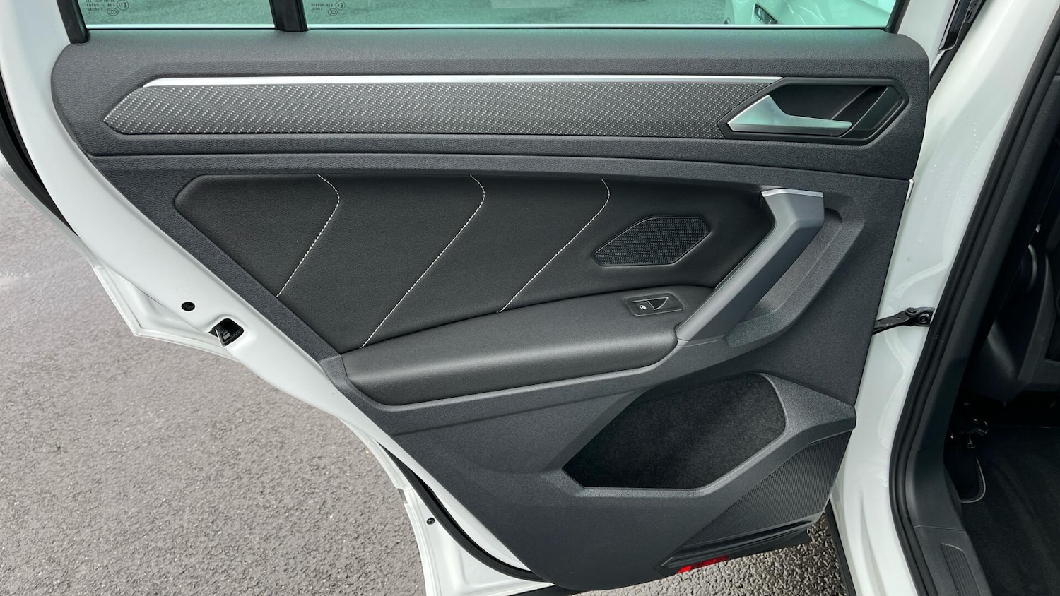 Used Volkswagen Tiguan 2022 for sale - 76781600: Photo 25