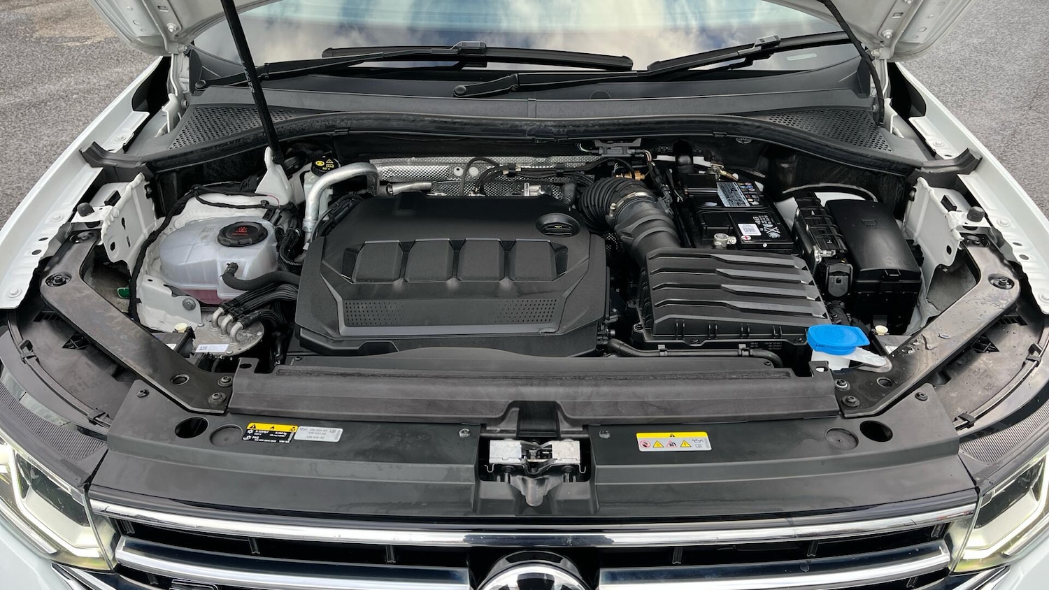 Used Volkswagen Tiguan 2022 for sale - 76781600: Photo 39