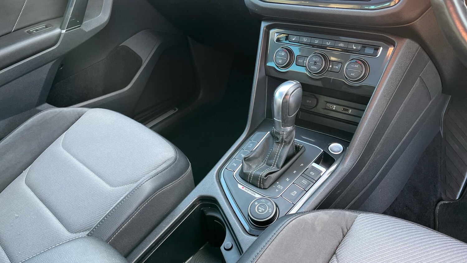 Used Volkswagen Tiguan 2017 for sale - 78020447: Photo 10