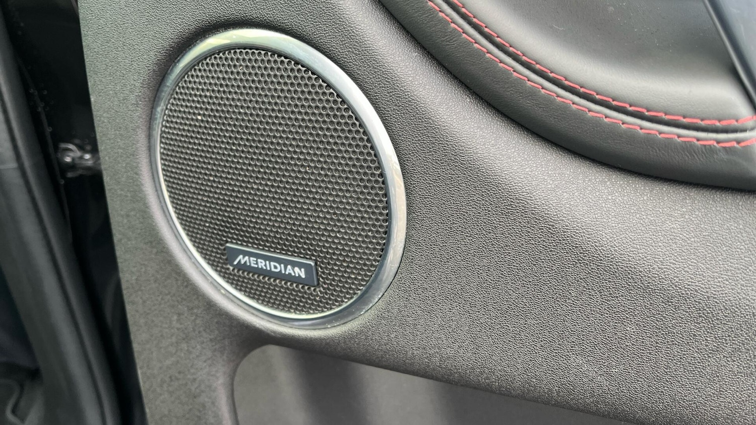 Used Land Rover Discovery Sport 2021 for sale - 76781153: Photo 31