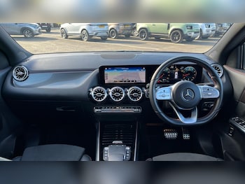 Used Mercedes-Benz GLA 2020 for sale - 77658529: Photo