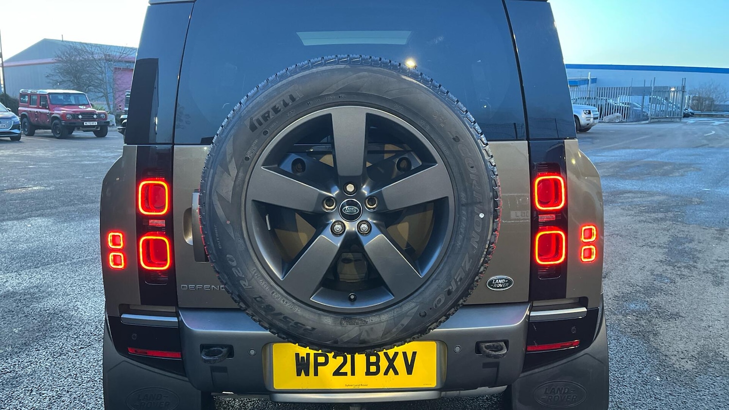 Used Land Rover Defender 110 2021 for sale - 77358851: Photo 23