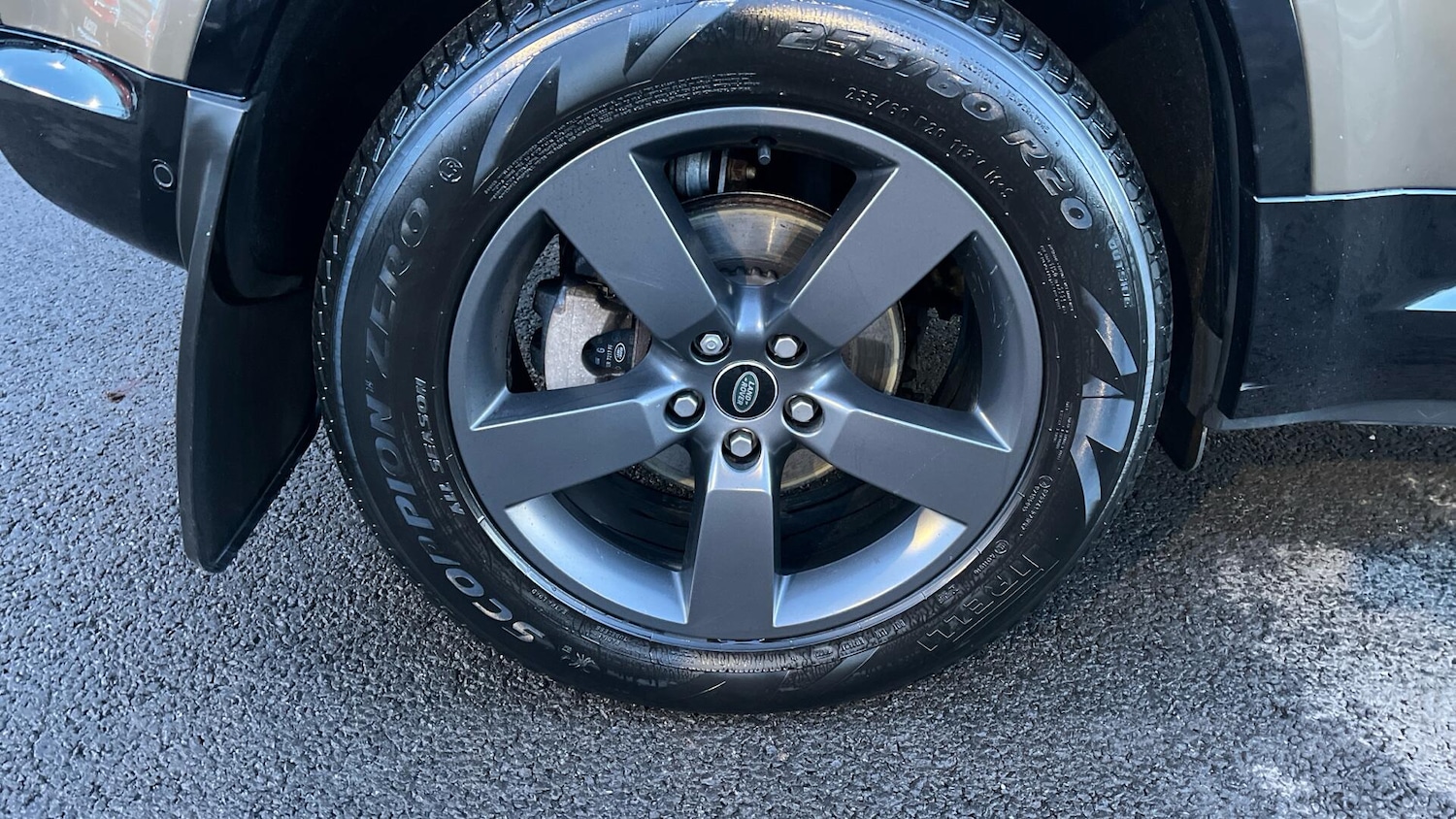 Used Land Rover Defender 110 2021 for sale - 77358851: Photo 28