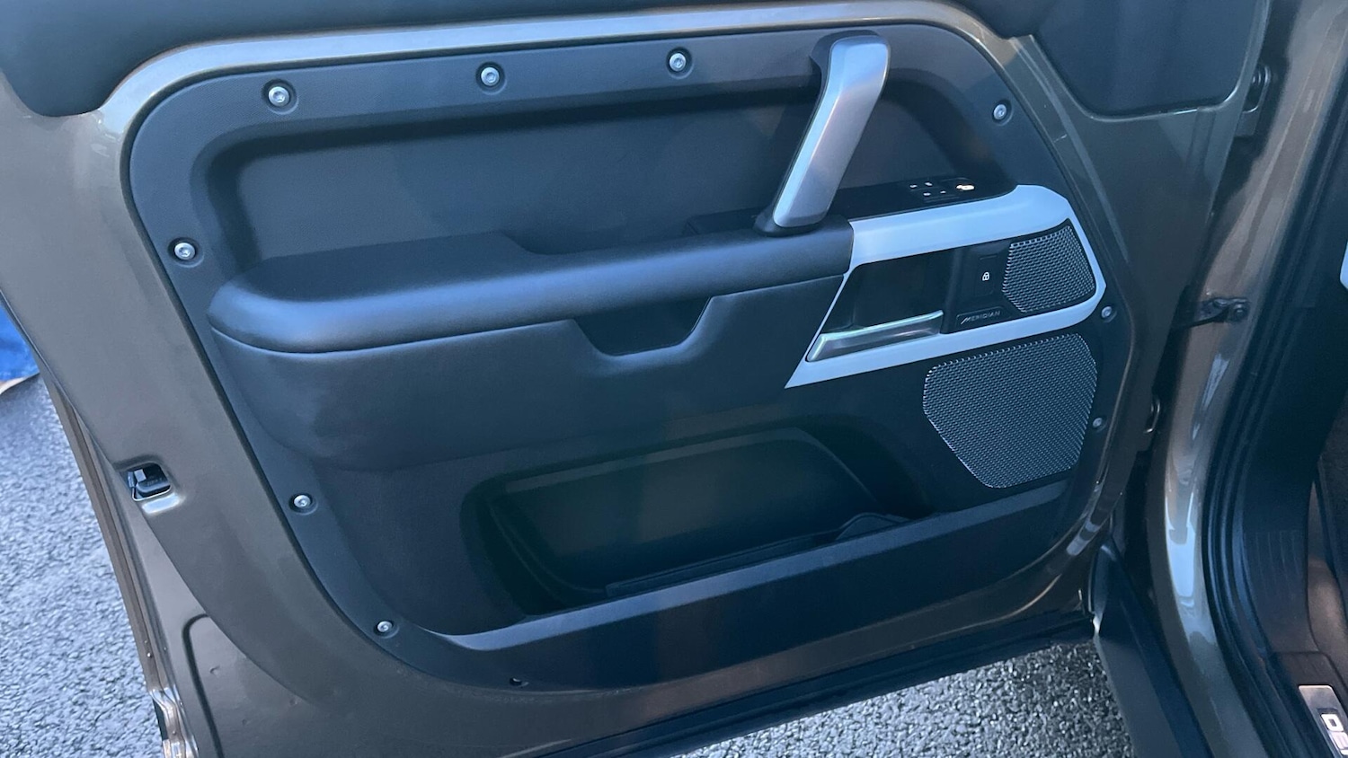 Used Land Rover Defender 110 2021 for sale - 77358851: Photo 30