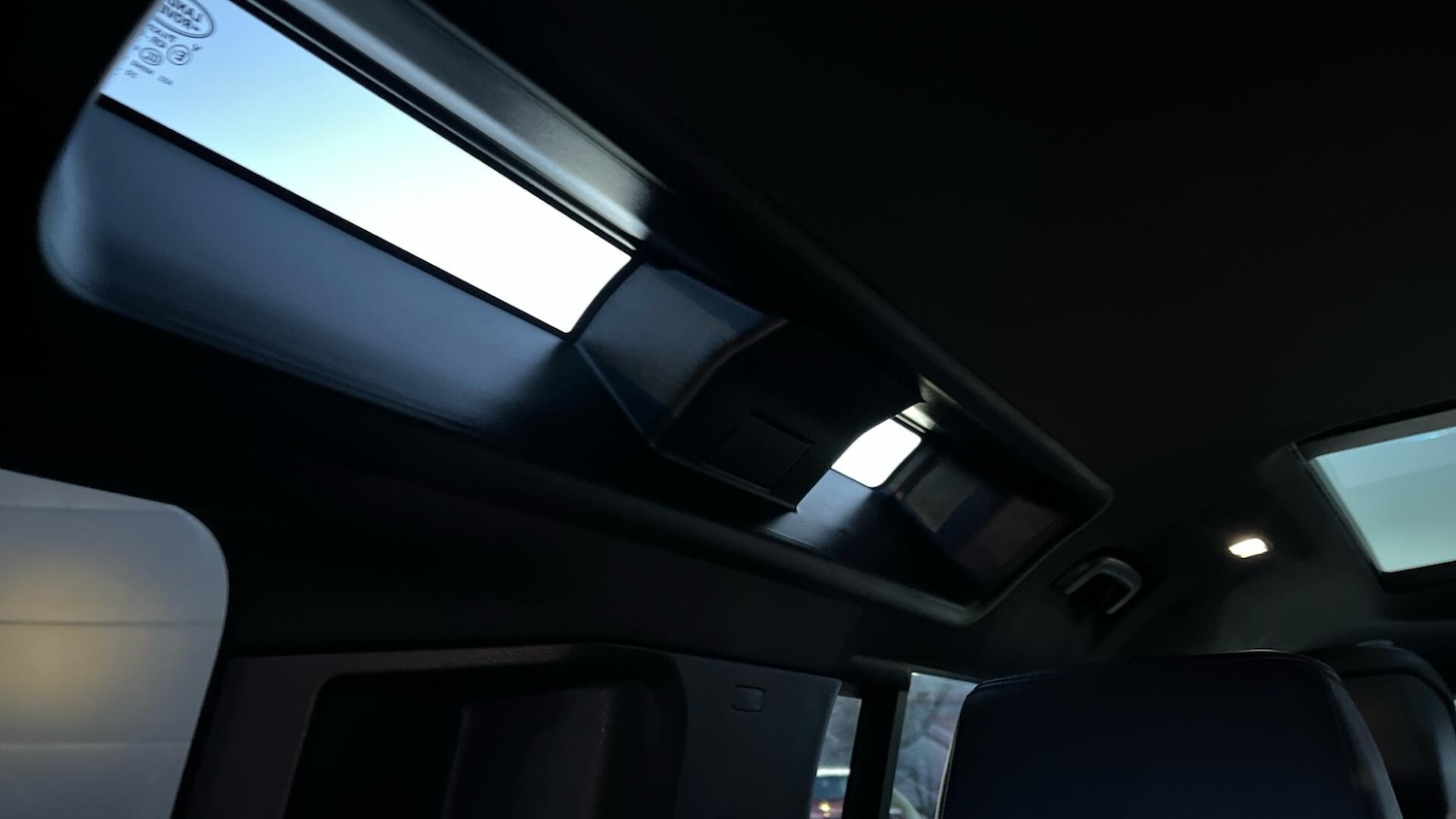 Used Land Rover Defender 110 2021 for sale - 77358851: Photo 40