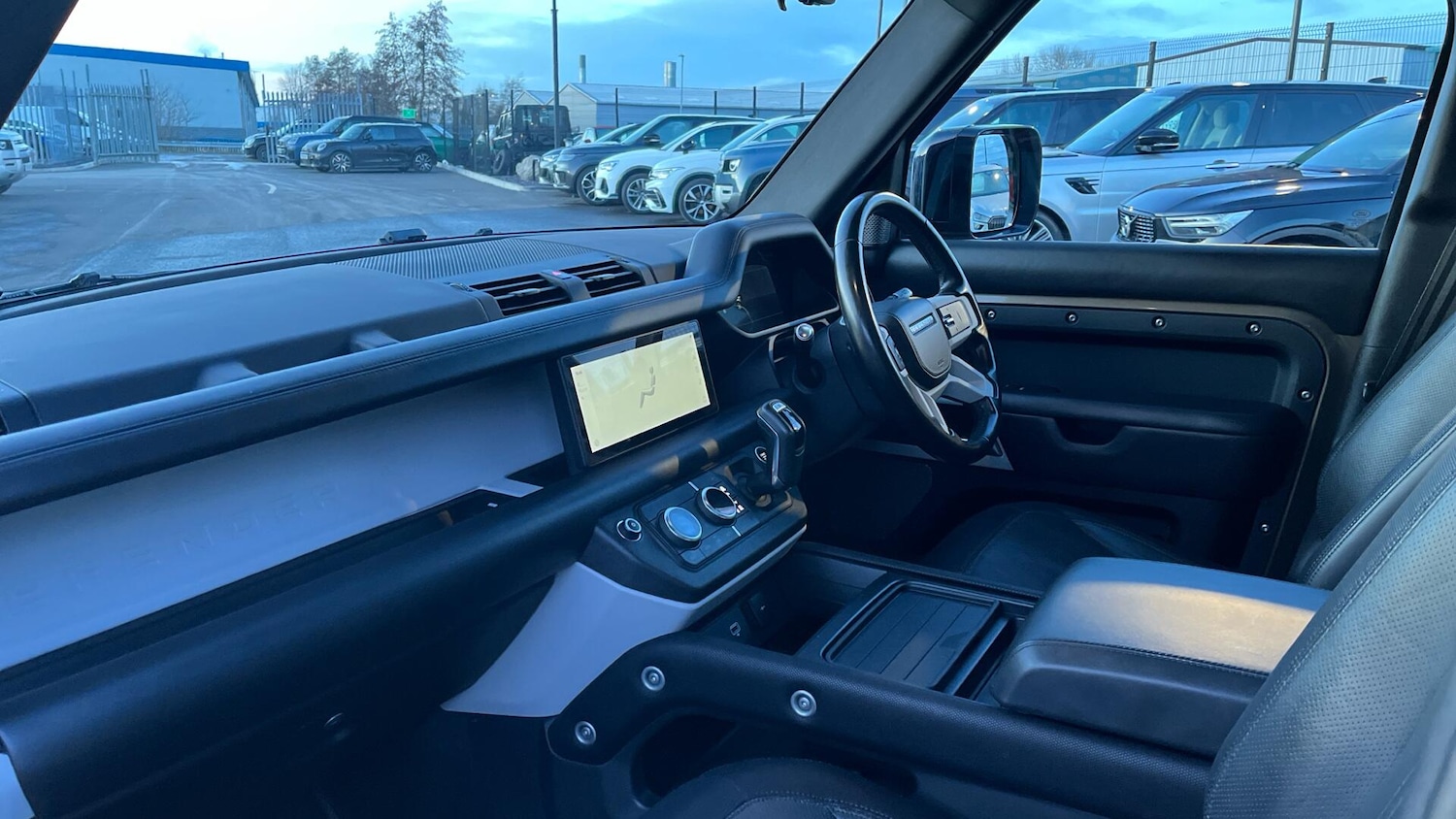 Used Land Rover Defender 110 2021 for sale - 77358851: Photo 7