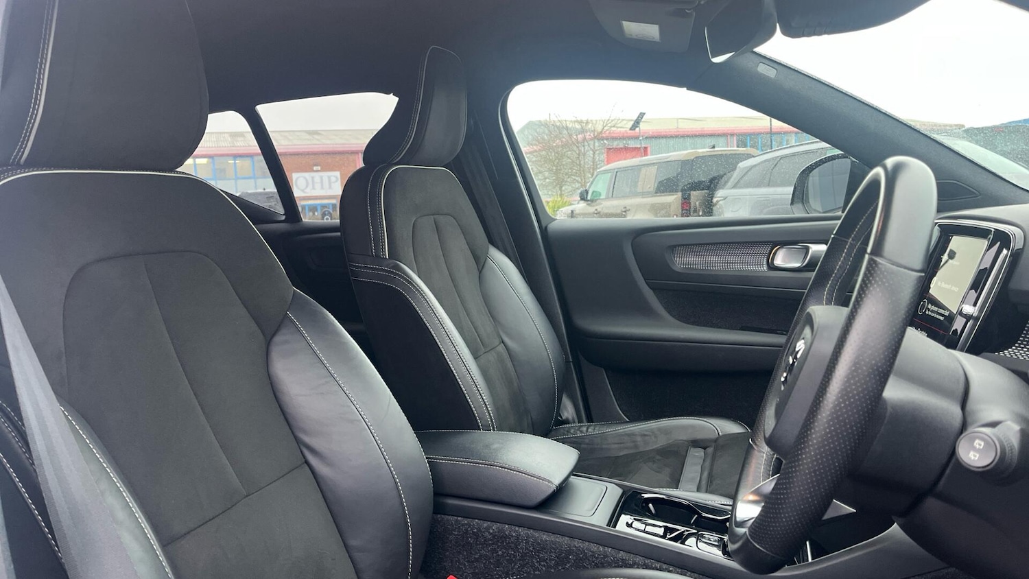 Used Volvo XC40 2021 for sale - 77510916: Photo 11