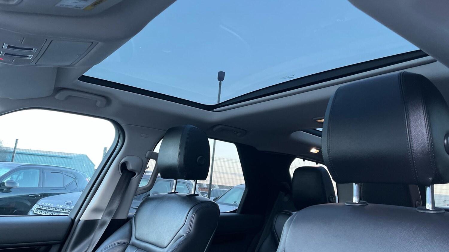 Used Land Rover Discovery 2019 for sale - 77439947: Photo 39