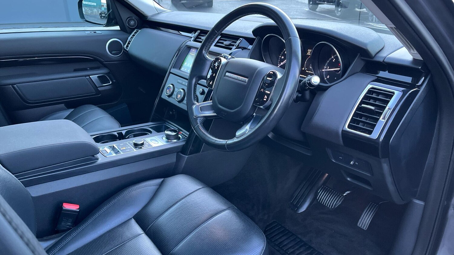 Used Land Rover Discovery 2019 for sale - 77439947: Photo 6