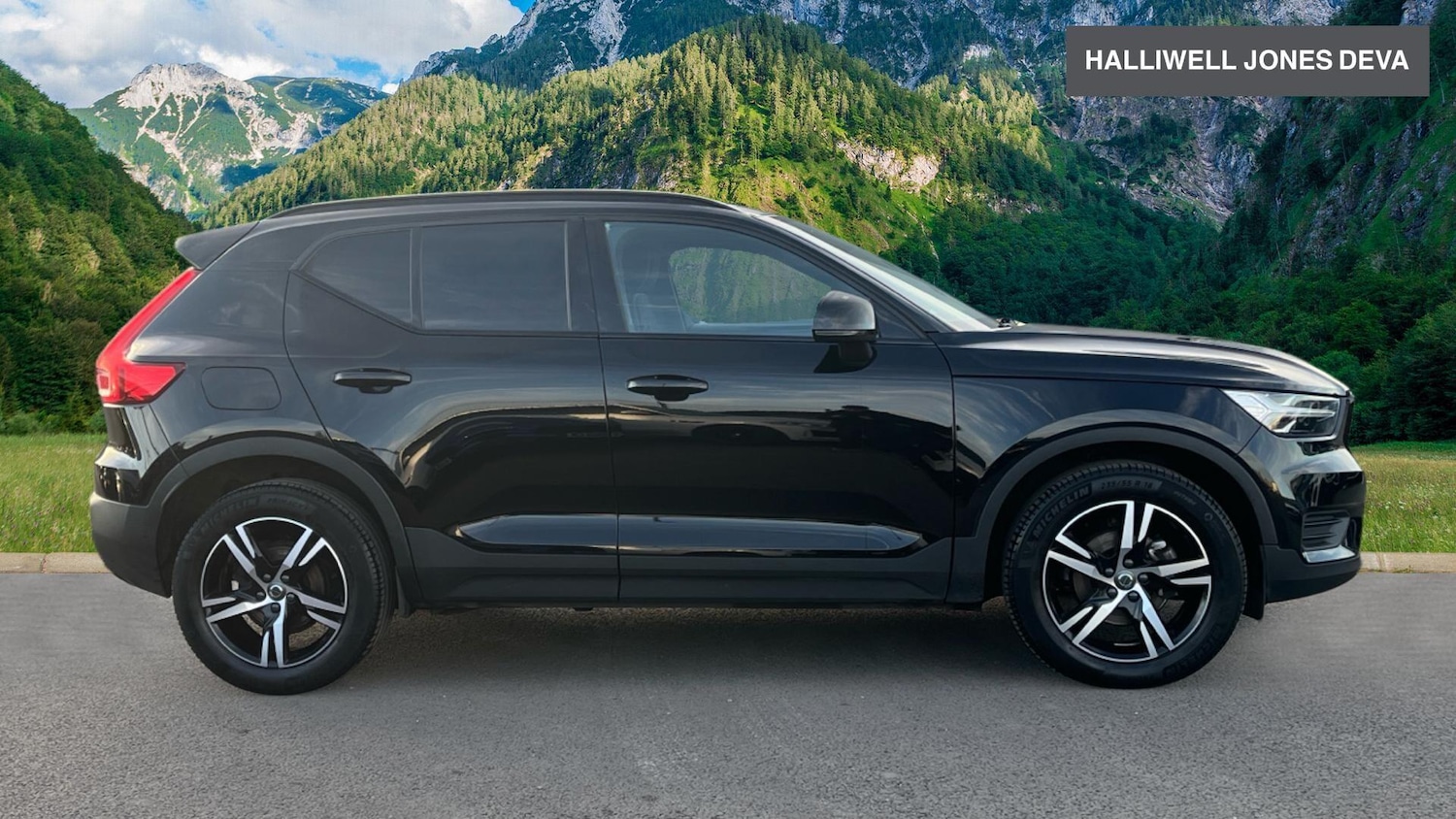 Used Volvo XC40 2021 for sale - 77050046: Photo 3