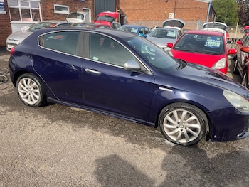 Used Alfa Romeo Giulietta 2011 for sale - 79470858: Photo