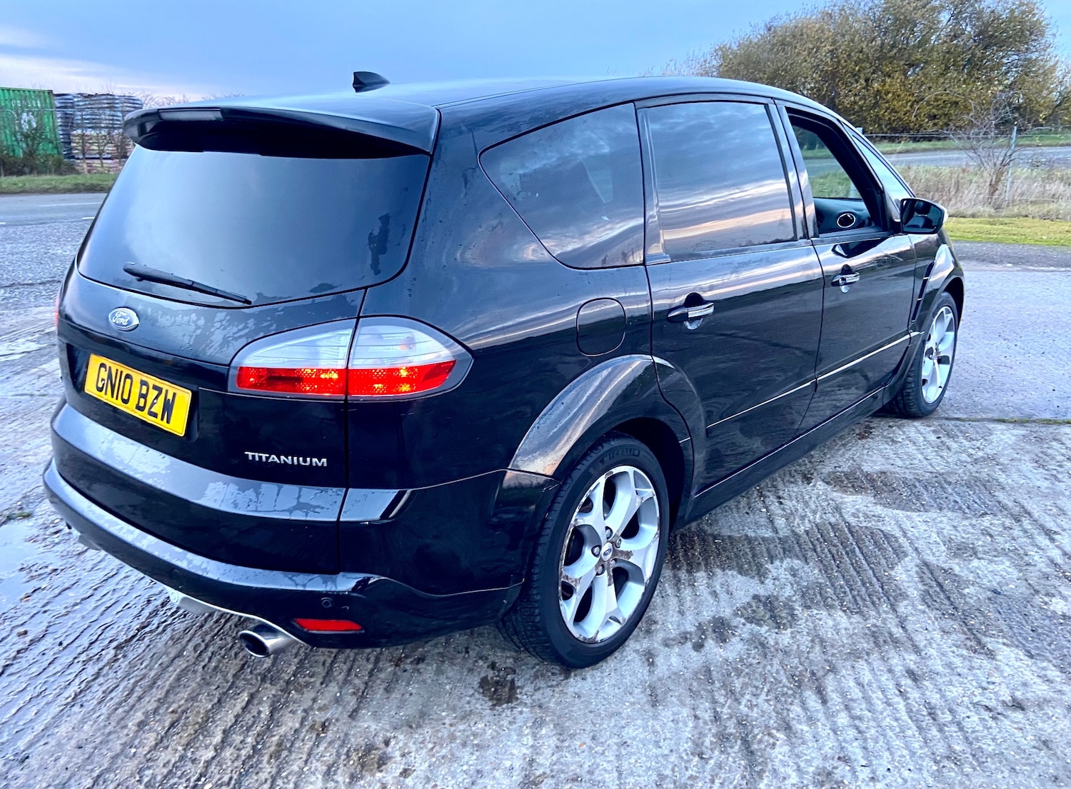 Used Ford S-Max 2010 for sale - 76723932: Photo 10