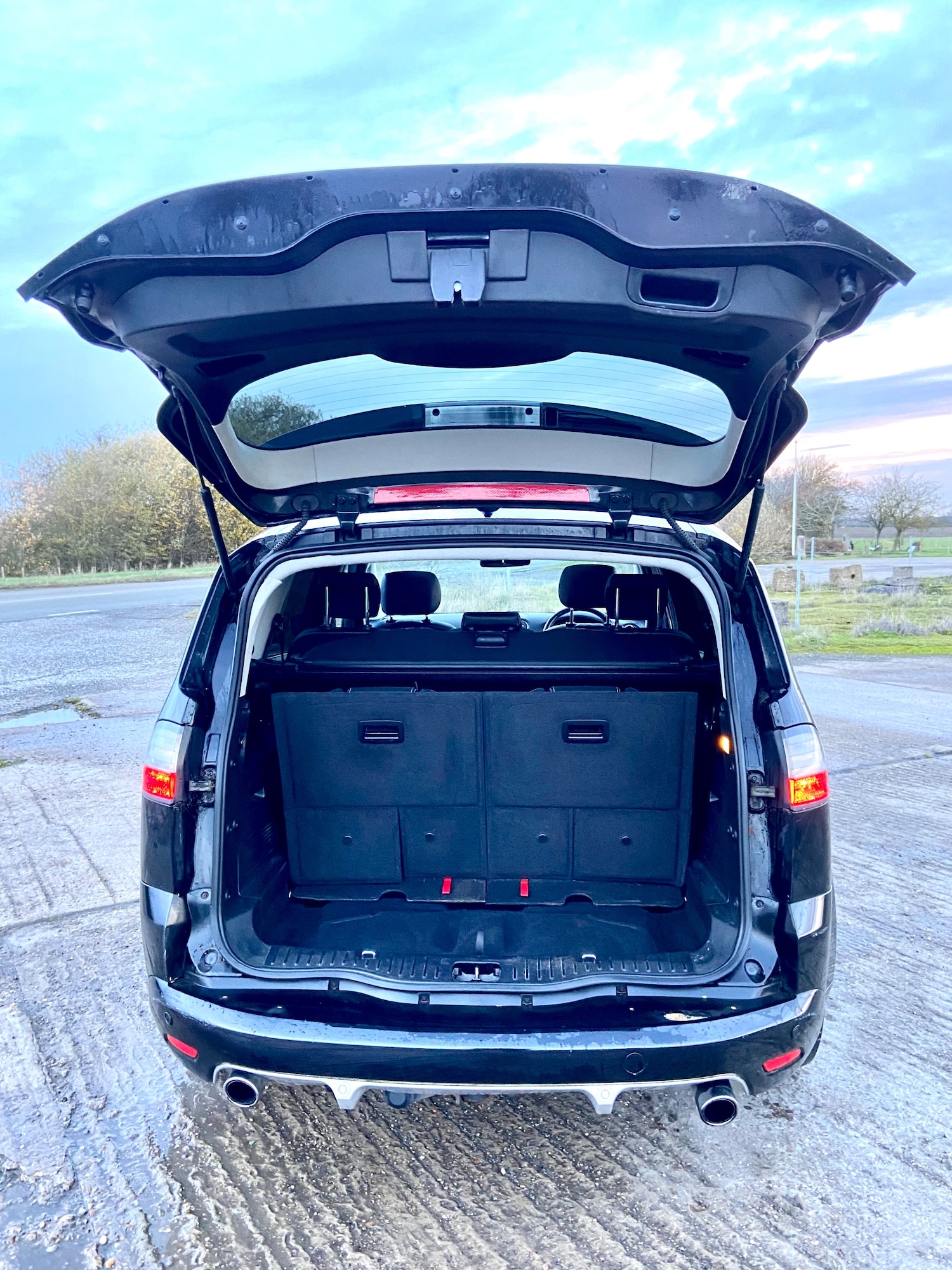 Used Ford S-Max 2010 for sale - 76723932: Photo 12