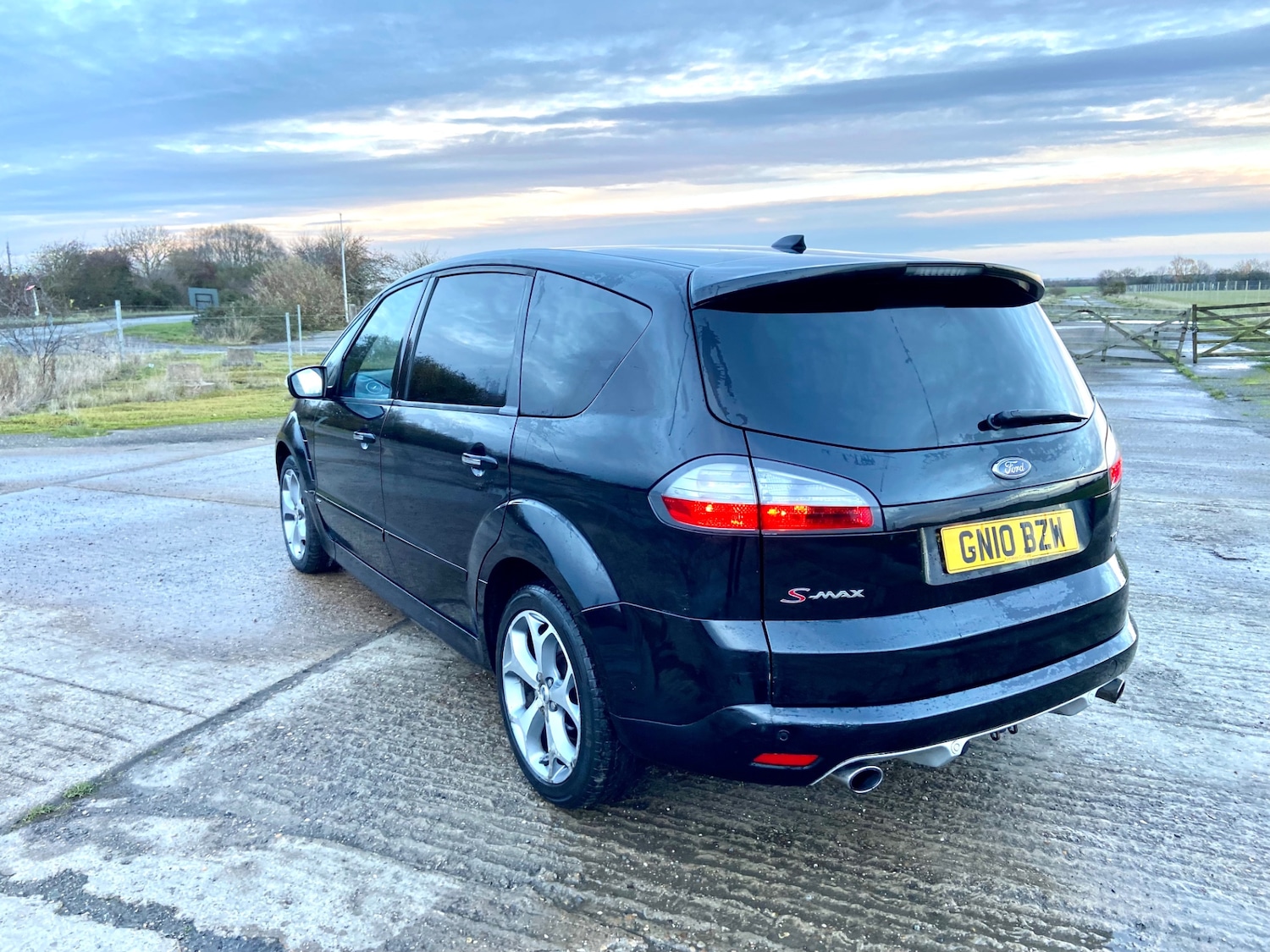 Used Ford S-Max 2010 for sale - 76723932: Photo 14