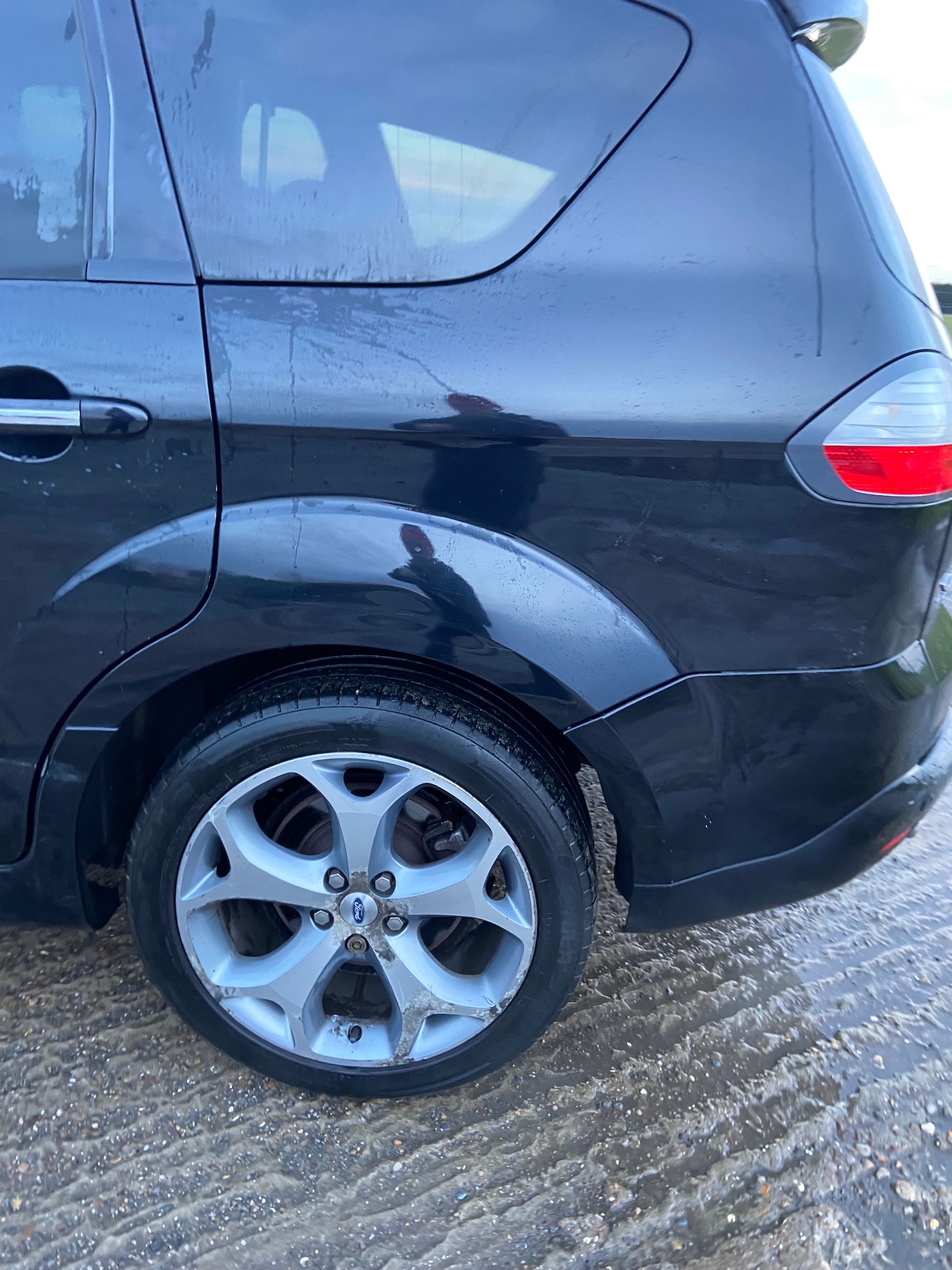 Used Ford S-Max 2010 for sale - 76723932: Photo 27