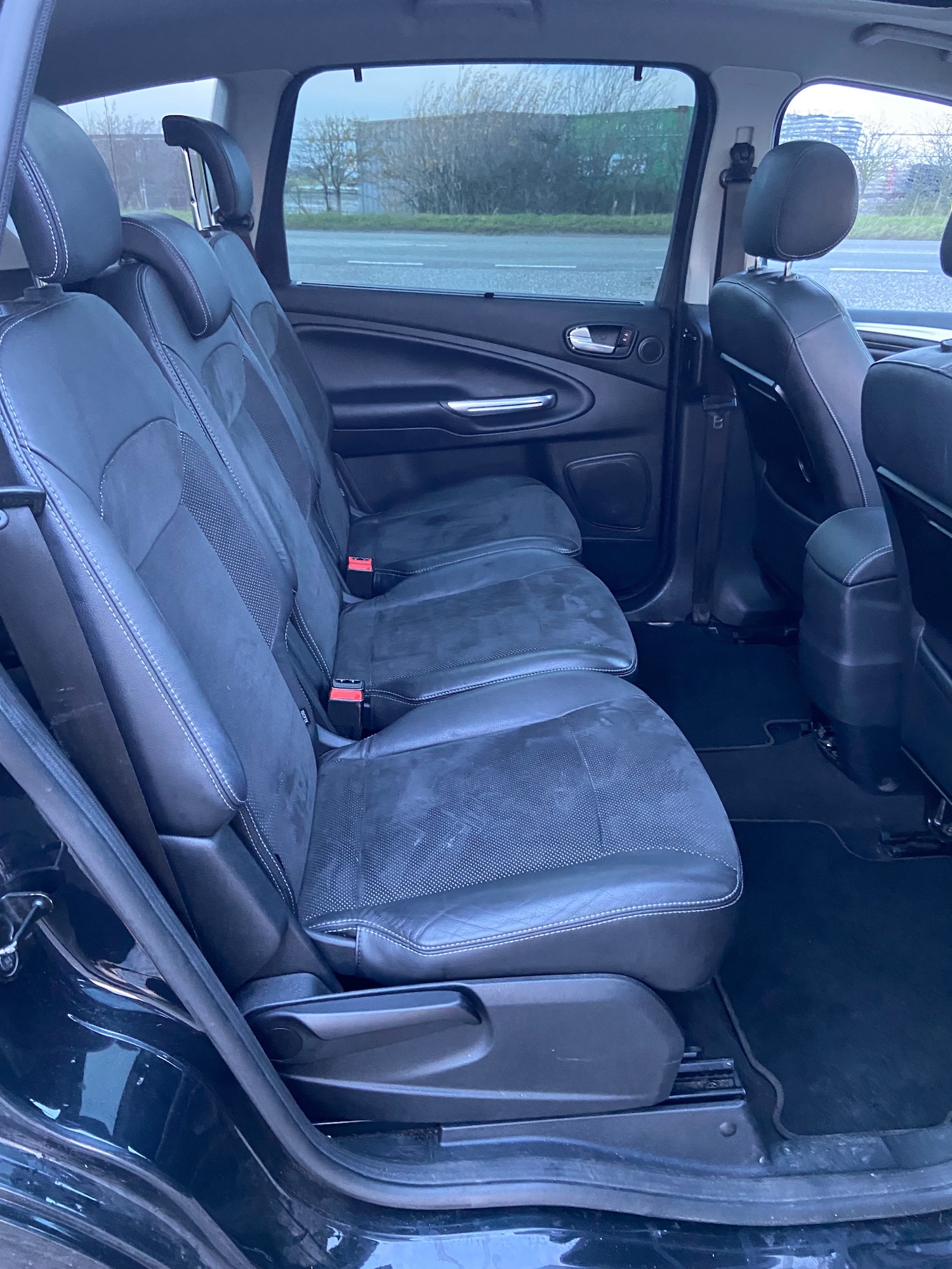 Used Ford S-Max 2010 for sale - 76723932: Photo 34