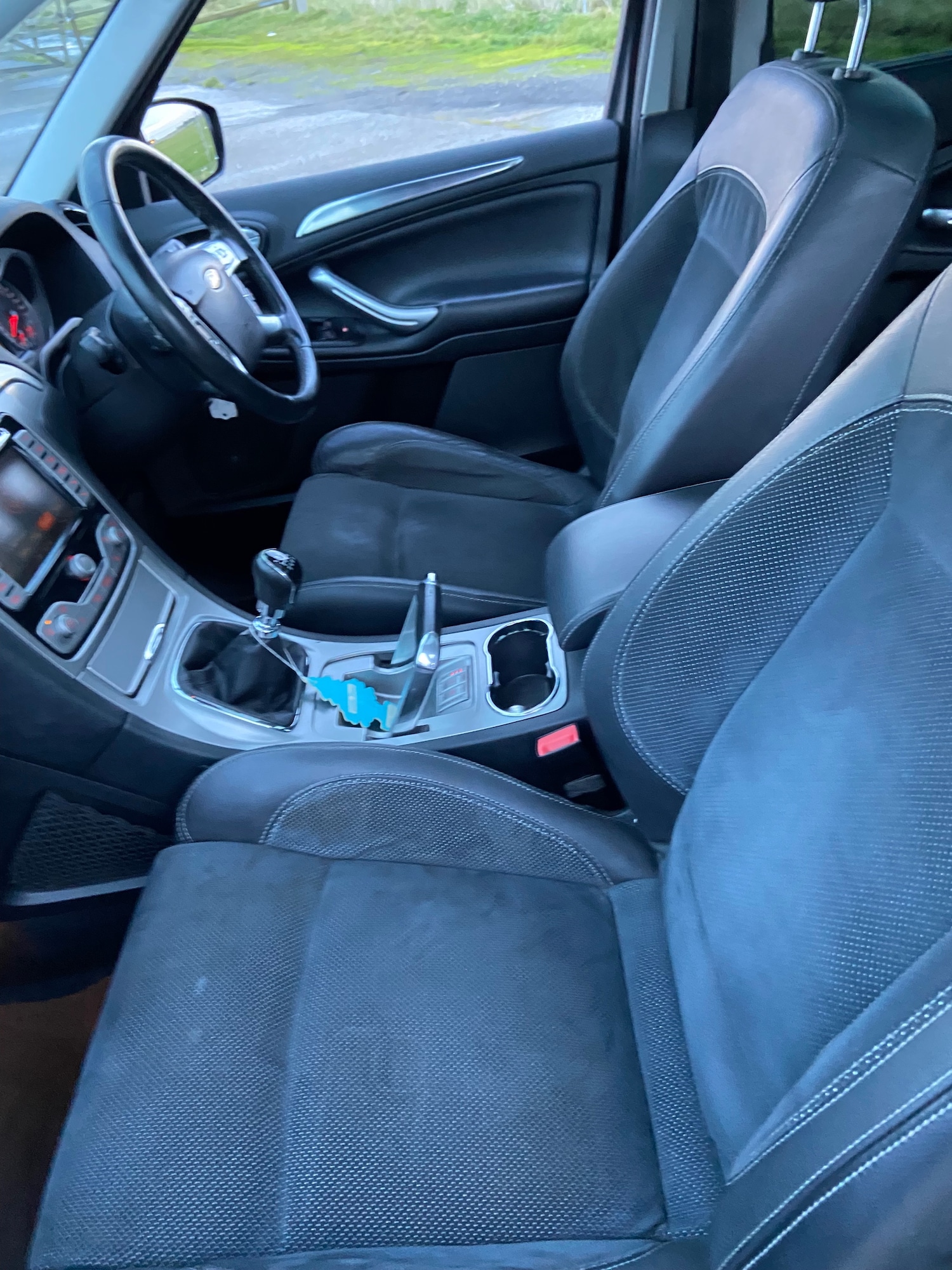 Used Ford S-Max 2010 for sale - 76723932: Photo 35