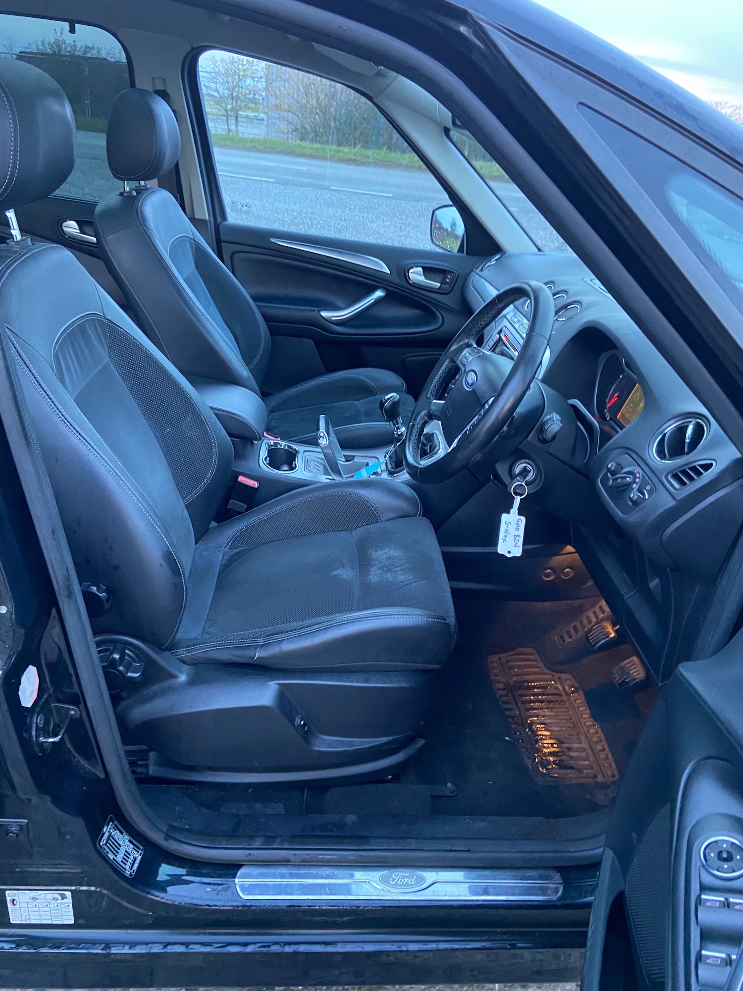 Used Ford S-Max 2010 for sale - 76723932: Photo 5