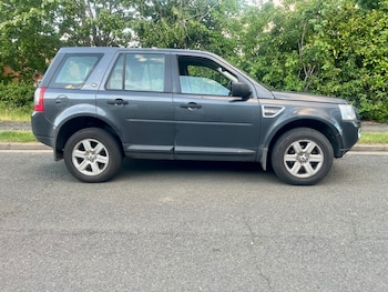 Used Land Rover Freelander 2010 for sale - 78808109: Photo