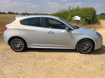 Used Alfa Romeo Giulietta 2014 for sale - 79245934: Photo