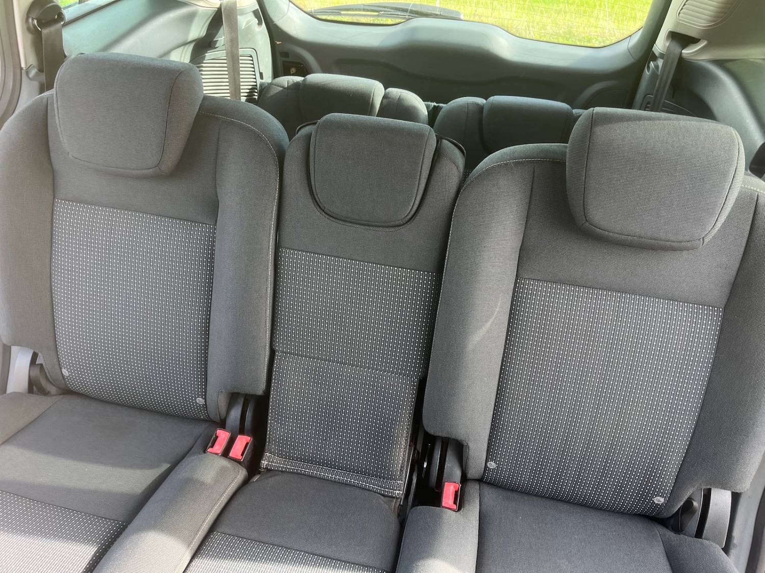 Used Ford Grand C-Max 2011 for sale - 76104487: Photo 17