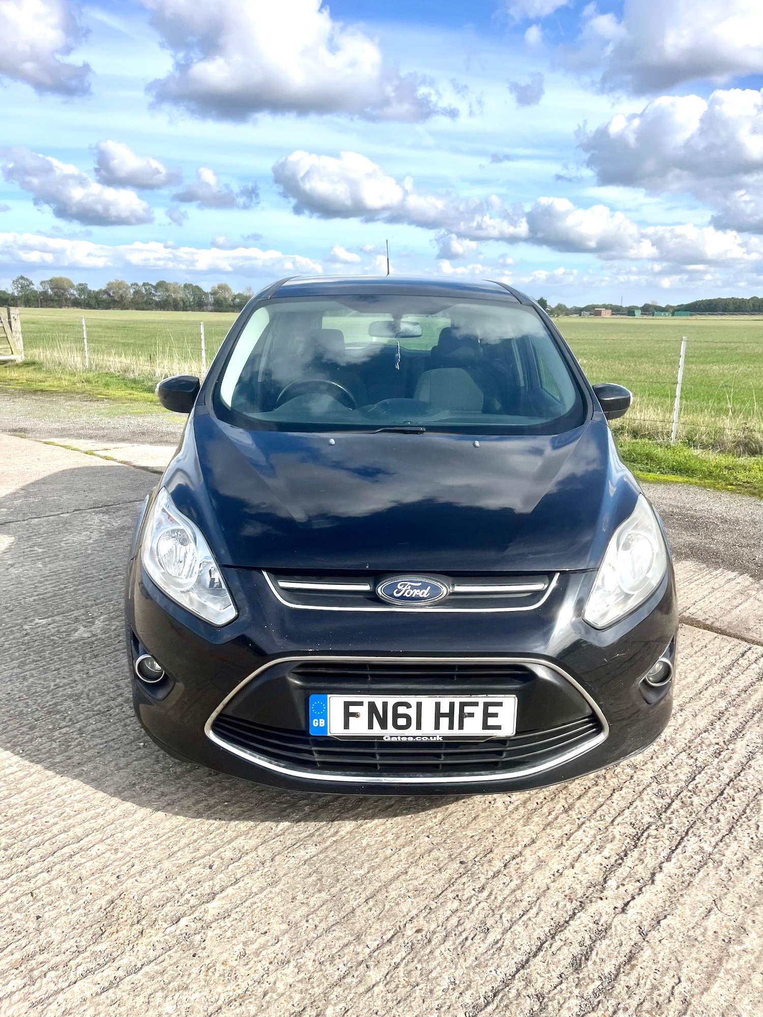 Used Ford Grand C-Max 2011 for sale - 76104487: Photo 2