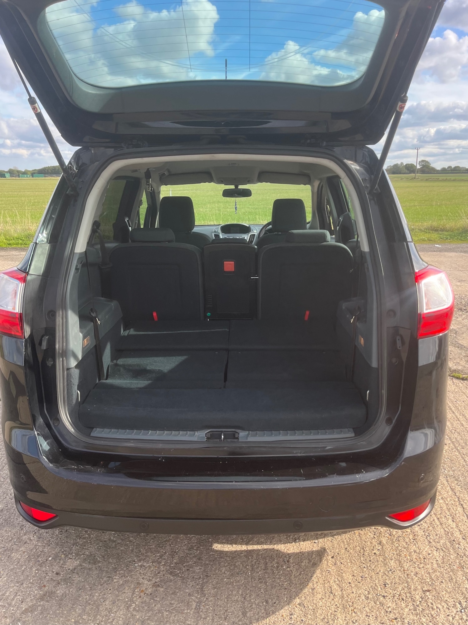 Used Ford Grand C-Max 2011 for sale - 76104487: Photo 22