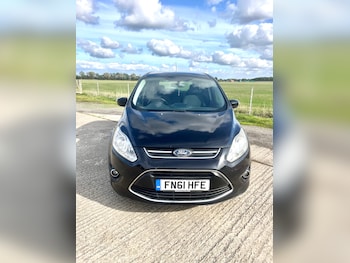 Used Ford Grand C-Max 2011 for sale - 76104487: Photo 2