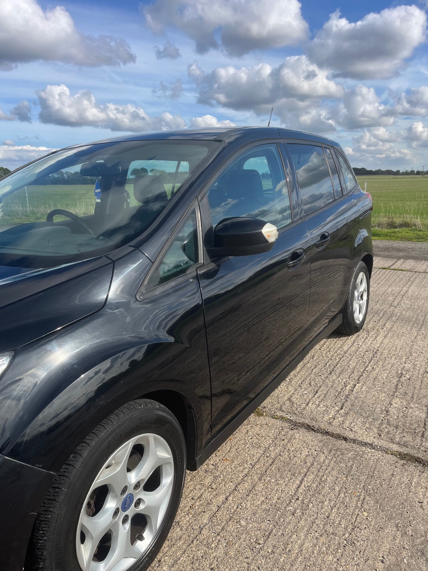 Used Ford Grand C-Max 2011 for sale - 76104487: Photo 41