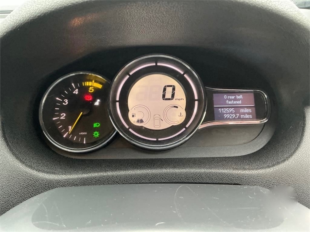 Used Renault Megane 2011 for sale - 77610141: Photo 10