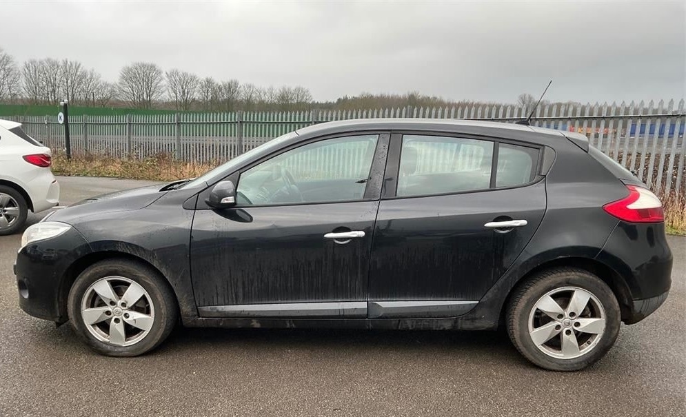 Used Renault Megane 2011 for sale - 77610141: Photo 6