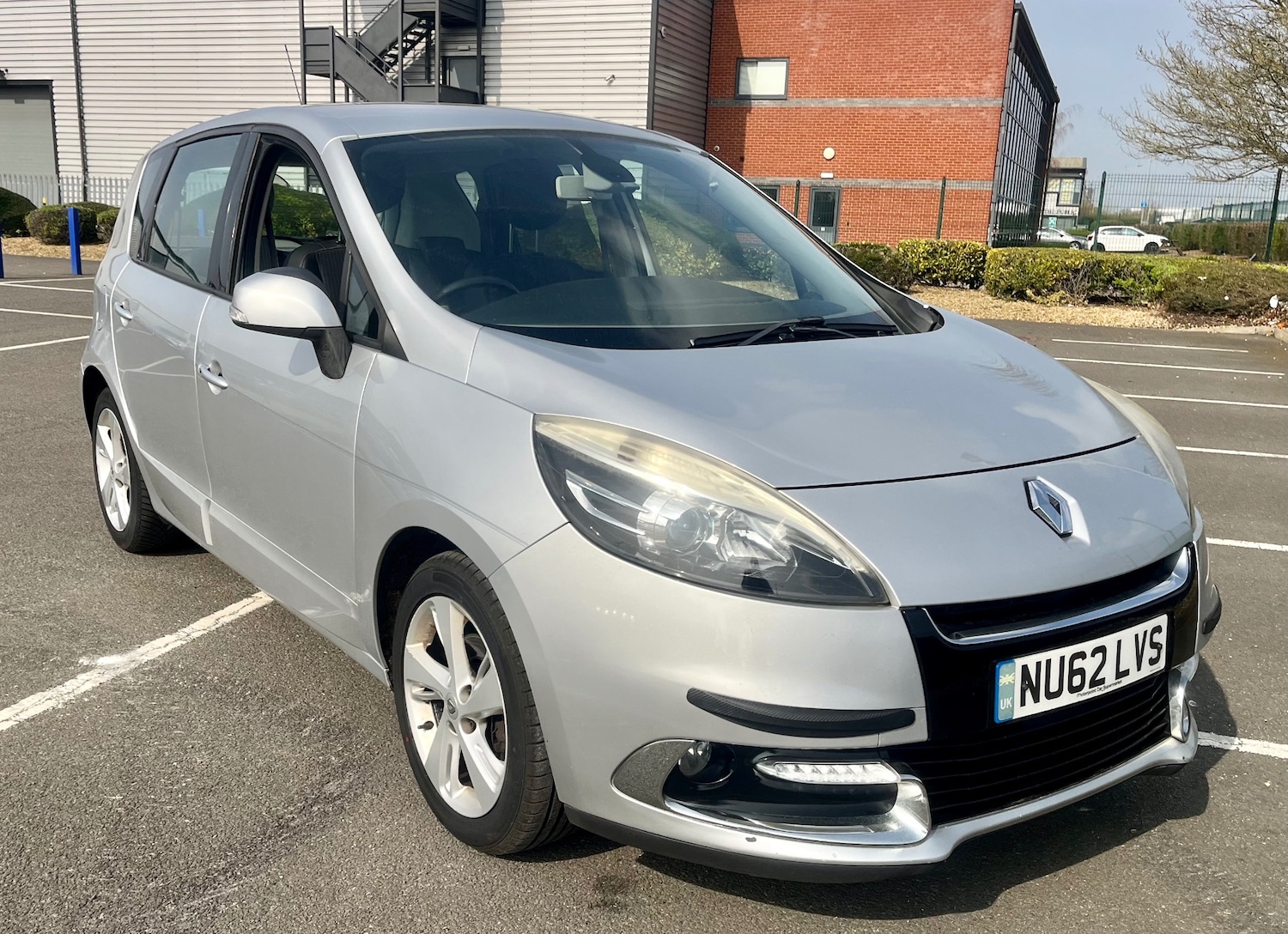 Used Renault Scenic 2012 for sale - 77988484: Photo 3